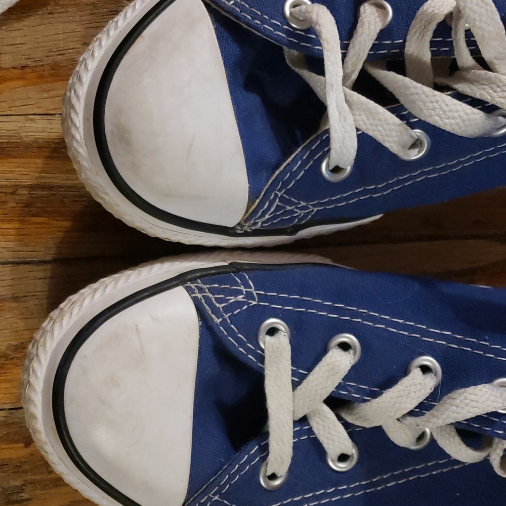 Converse - Picture 4 of 4
